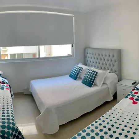 2p1-al4 Apartamento De 2 Alcobas Frente Al Mar Con Aire Acondicionado Y Wifi