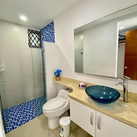 2p1-al4 Apartamento De 2 Alcobas Frente Al Mar Con Aire Acondicionado Y Wifi Apartamento